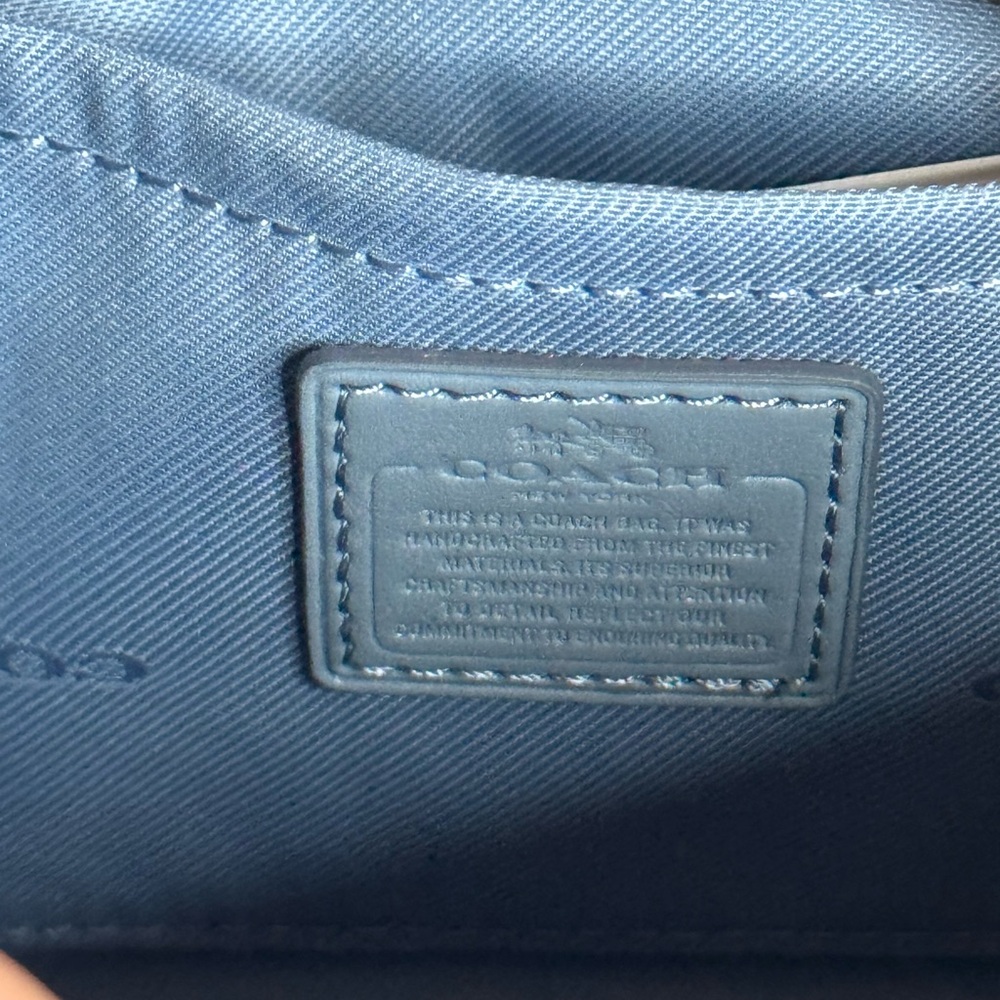 Coach Swagger crossbody/wristlet Blue Handbag NWT - Picture 5 of 6